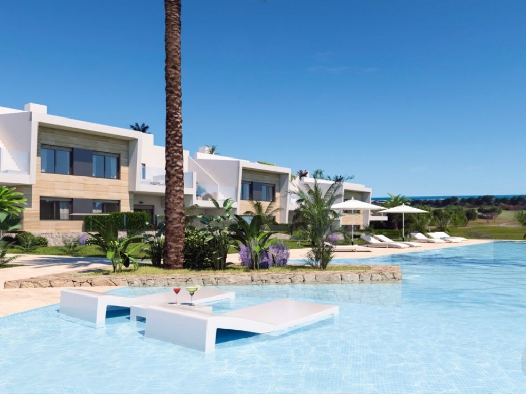 3 Bedroom 2 Bathroom Apartment in Lo Romero Golf