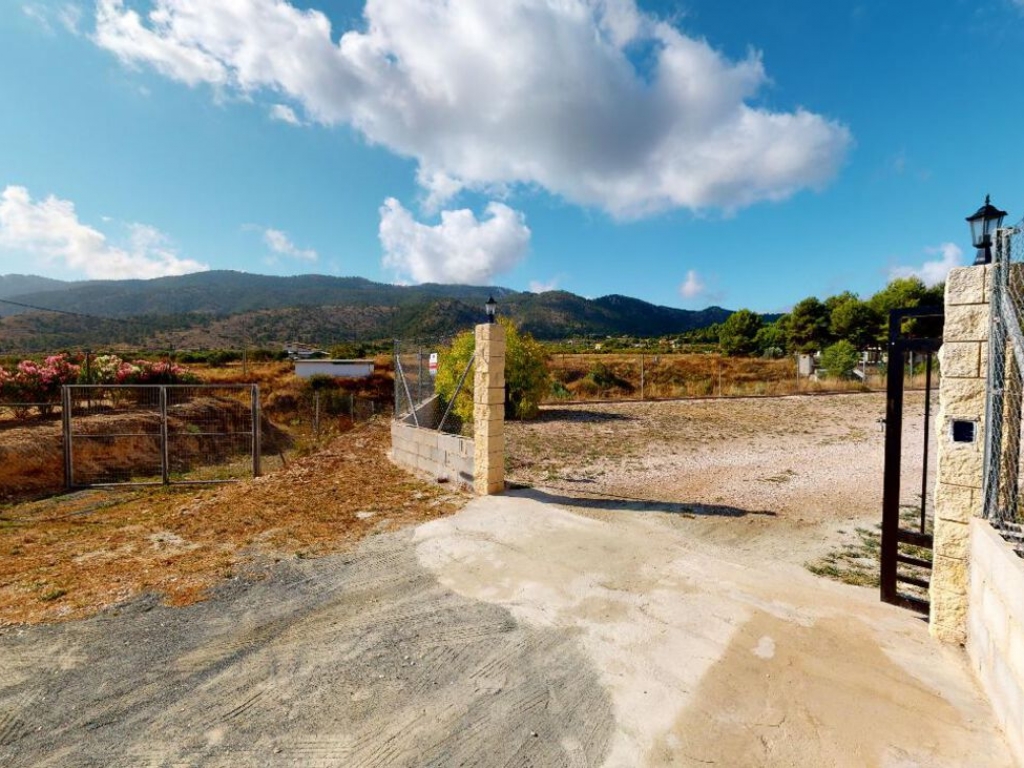 3 Bedroom 1 Bathroom Villa in Hondon de las nieves