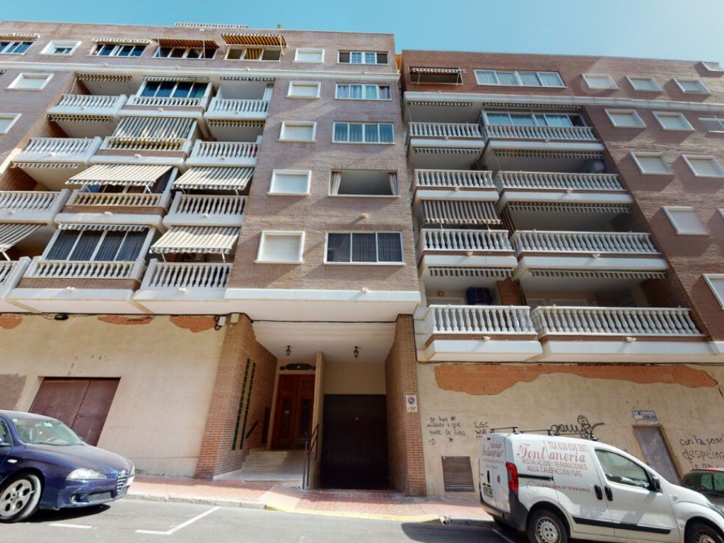 1 Bathroom Apartment in Guardamar Del Segura