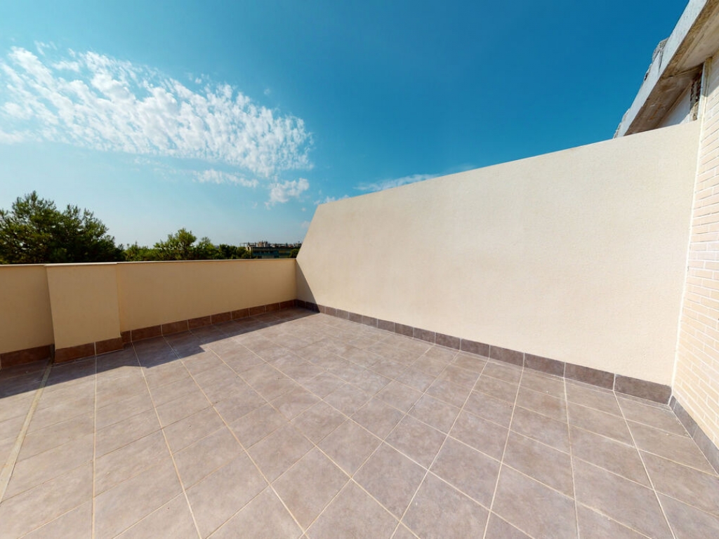 3 Bedroom 2 Bathroom Apartment in Torrent