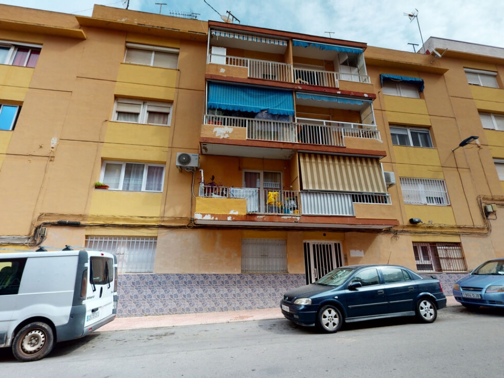 3 Bedroom 1 Bathroom Apartment in Torrevieja