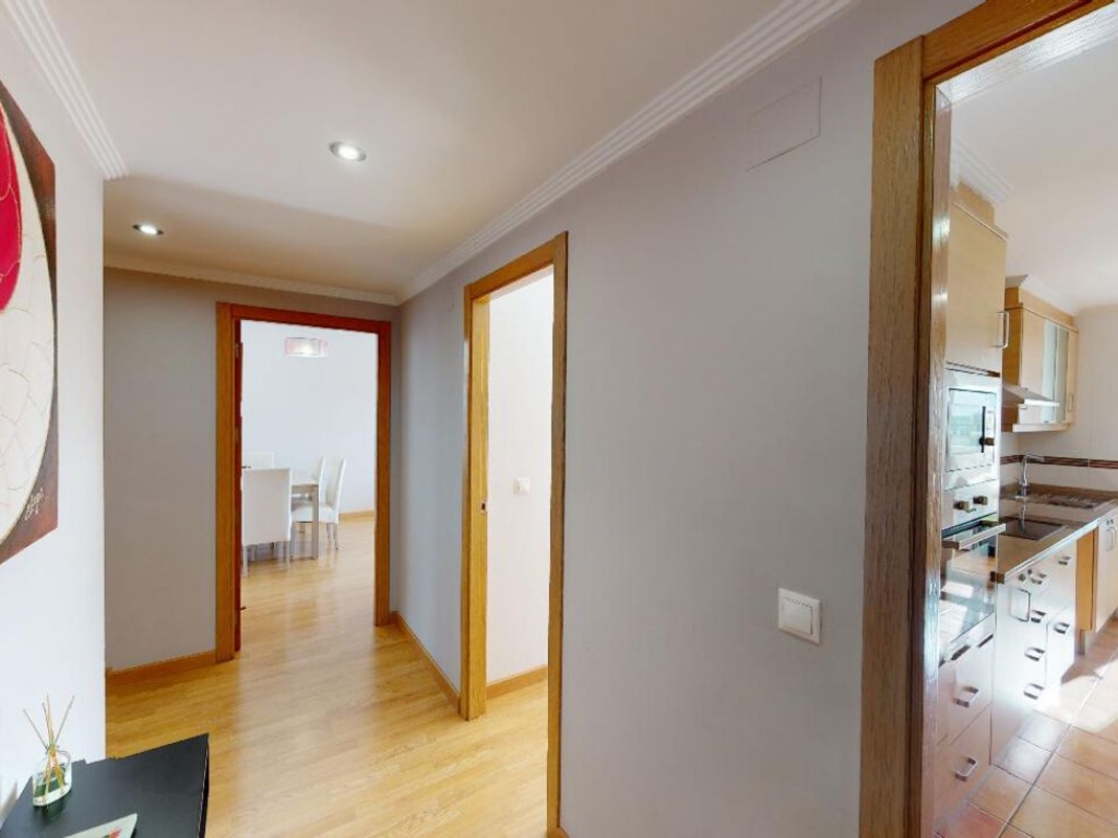 3 Bedroom 2 Bathroom Apartment in Elda