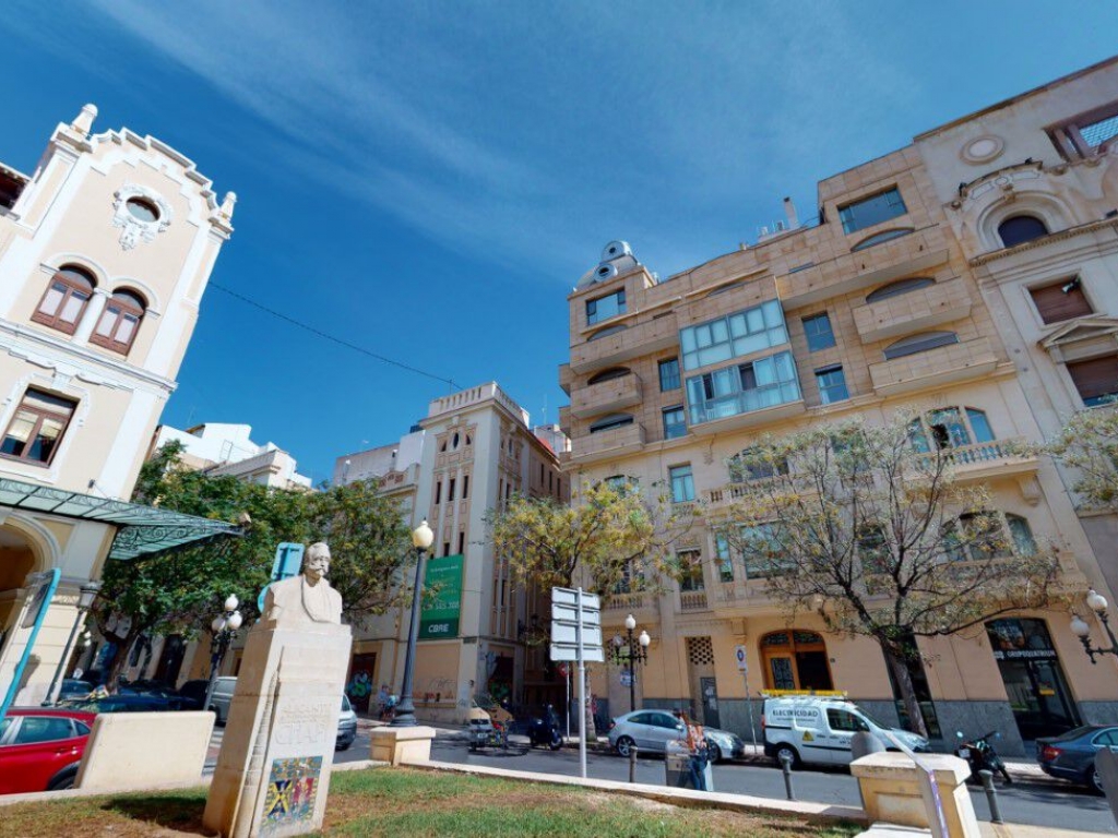 2 Bedroom 2 Bathroom Apartment in Alicante