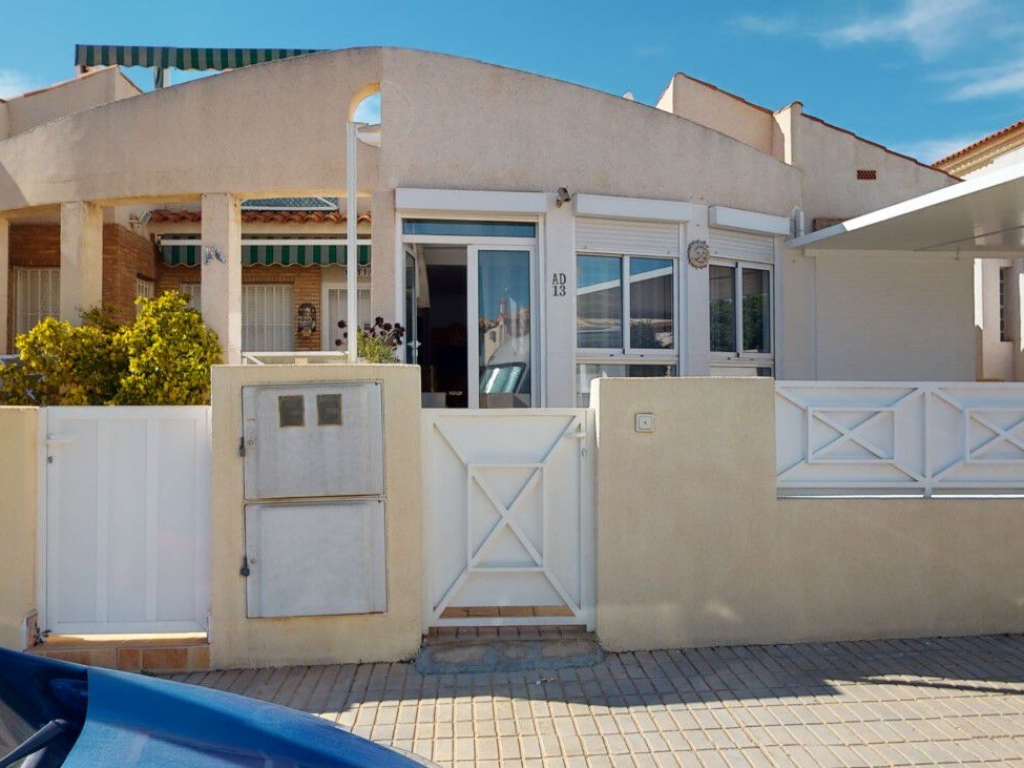 2 Bedroom 1 Bathroom Bungalow in Playa Flamenca