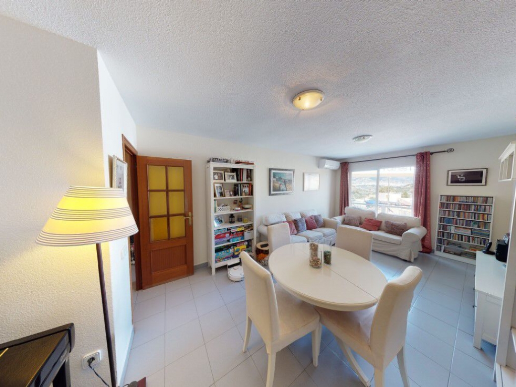 3 Bedroom 2 Bathroom Apartment in La Nucia