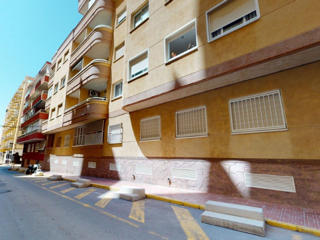 2 Bedroom 1 Bathroom Apartment in Torrevieja