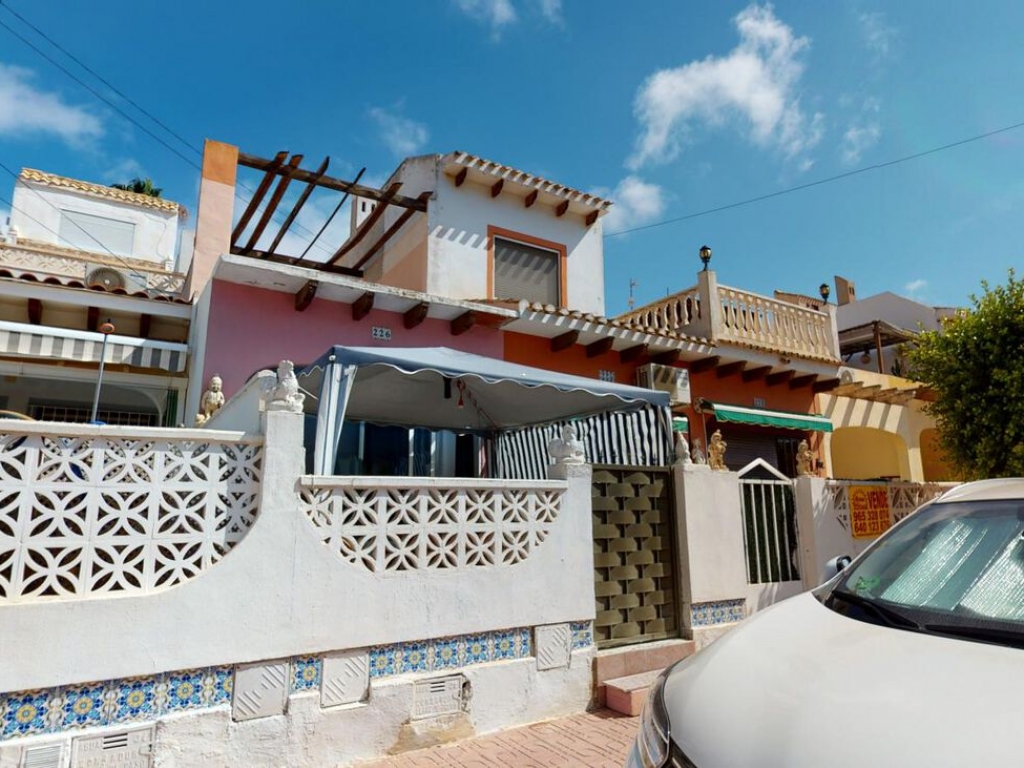 1 Bedroom 1 Bathroom Townhouse in Playa Flamenca