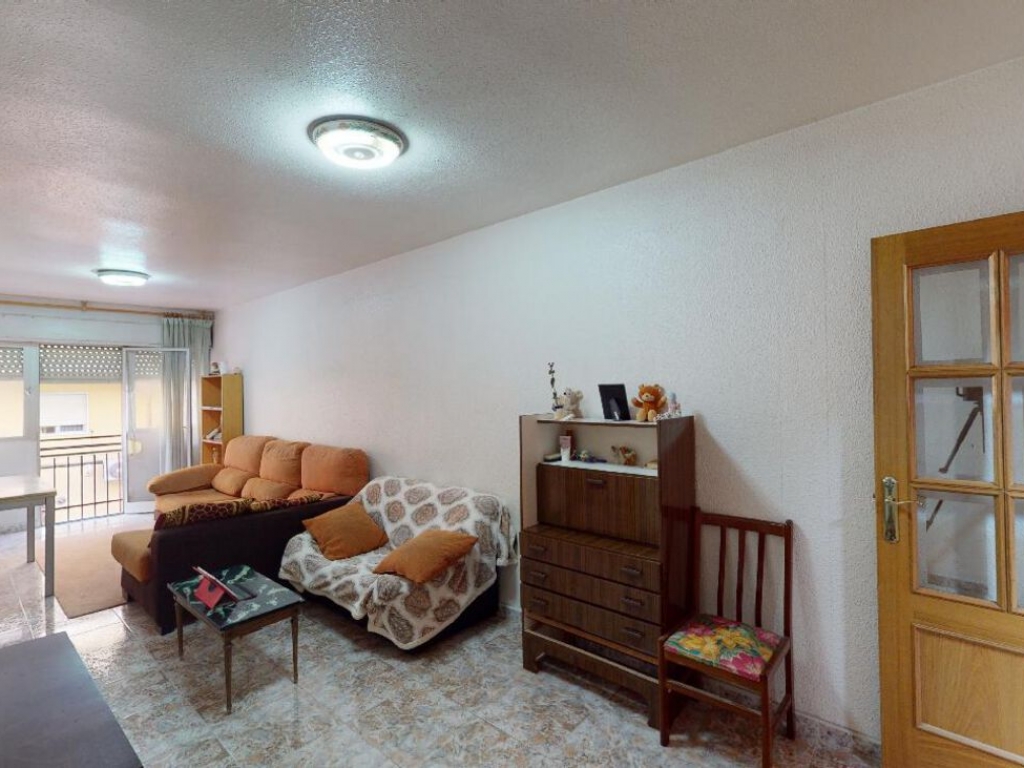 3 Bedroom 1 Bathroom Apartment in Crevillente