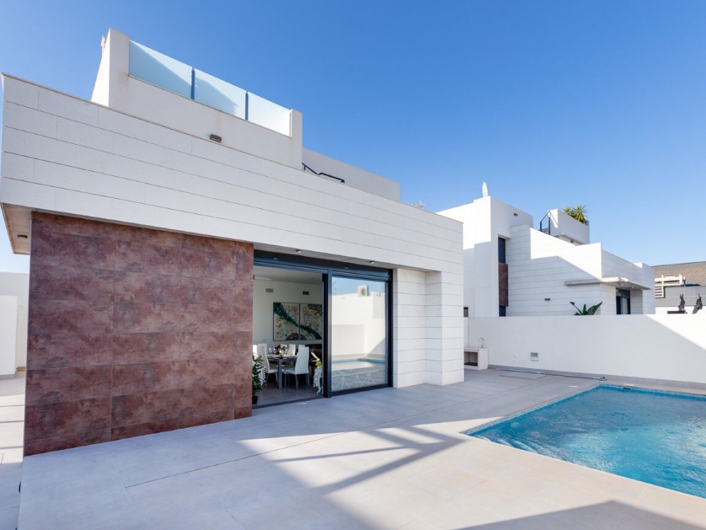3 Bedroom 2 Bathroom Villa in Pilar de la Horadada