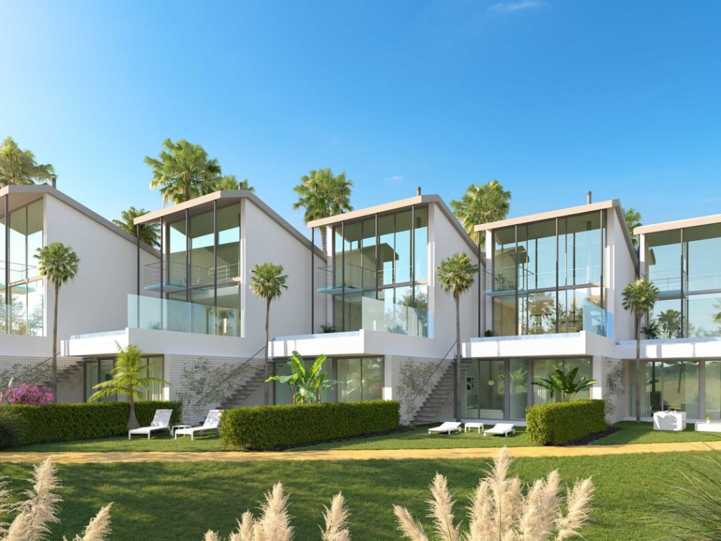 4 Bedroom 4 Bathroom Villa in Benalmadena 