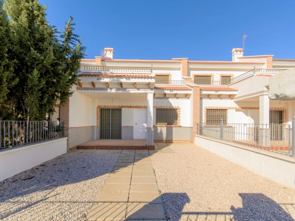 3 Bedroom 3 Bathroom Townhouse in San Miguel de Salinas