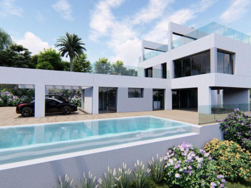 4 Bedroom 5 Bathroom Villa in Marbella