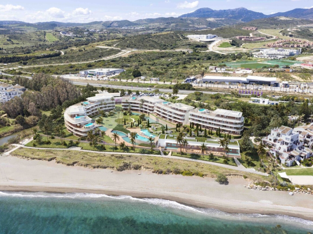 2 Bedroom 2 Bathroom Apartment in Estepona