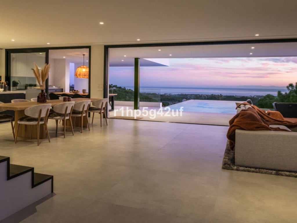 4 Bedroom 6 Bathroom Villa in Benahavís