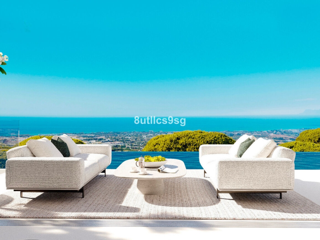 5 Bedroom 5 Bathroom Villa in Benahavís