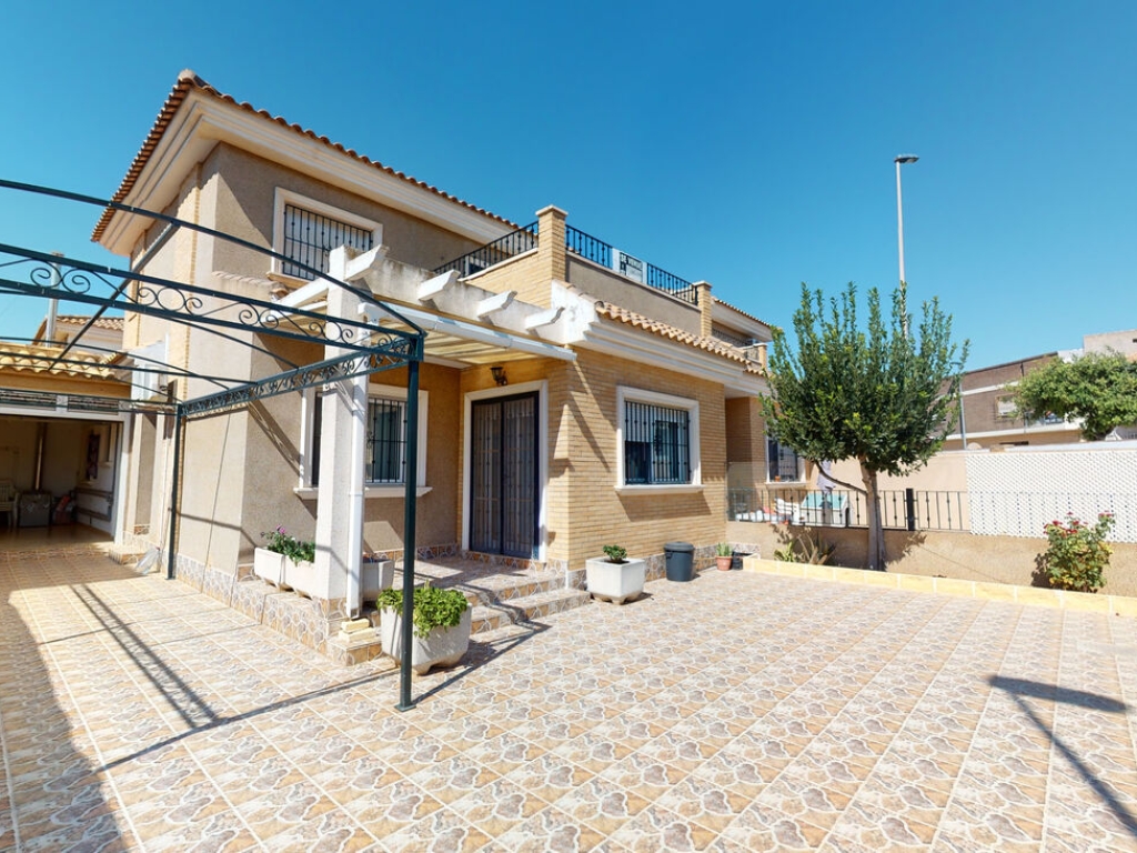 4 Bedroom 2 Bathroom Villa in San Javier