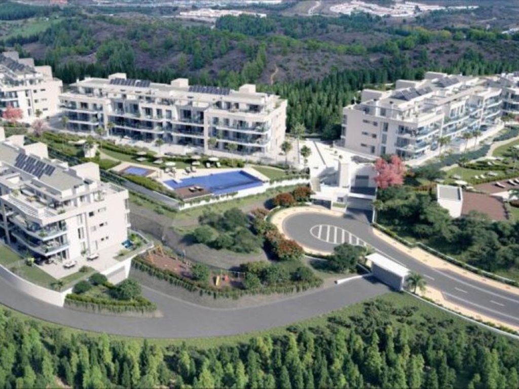 3 Bedroom 2 Bathroom Apartment in el chaparral