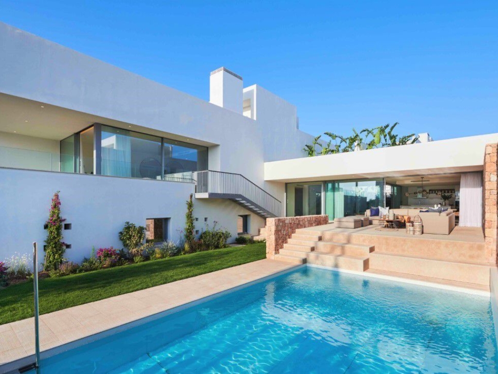 4 Bedroom 4 Bathroom Villa in Ibiza