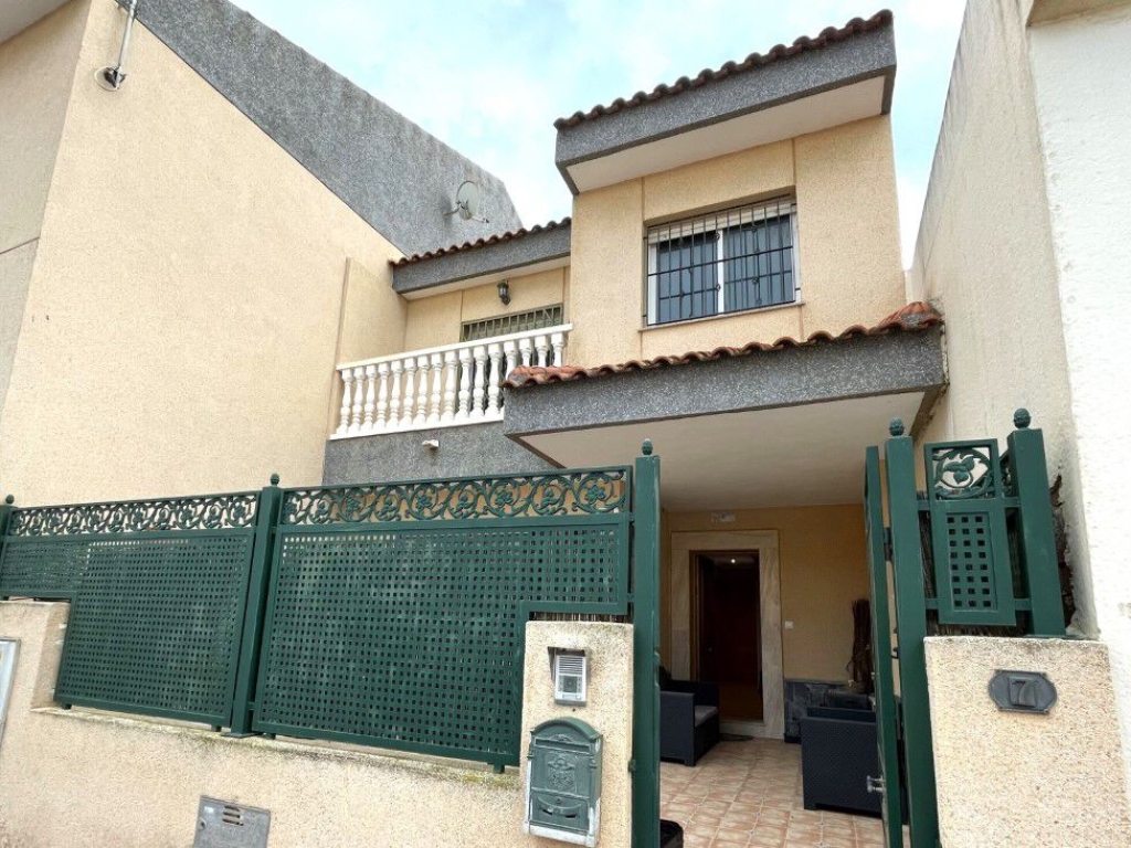 3 Bedroom 2 Bathroom Townhouse in Torre Pacheco 