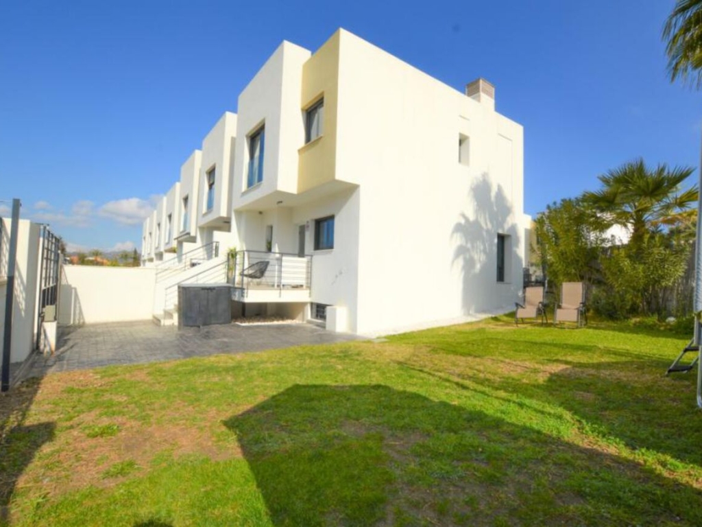 3 Bedroom 2 Bathroom Townhouse in alhaurín de la torre