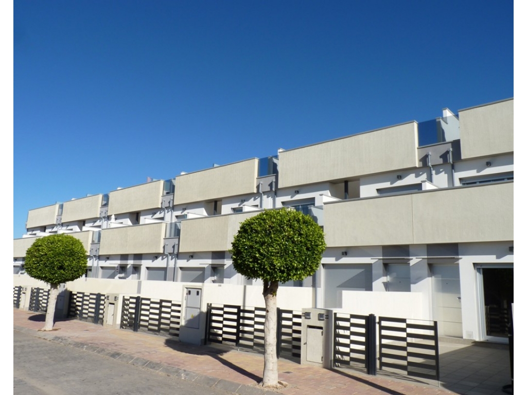 Townhouses in Pilar de la Horadada