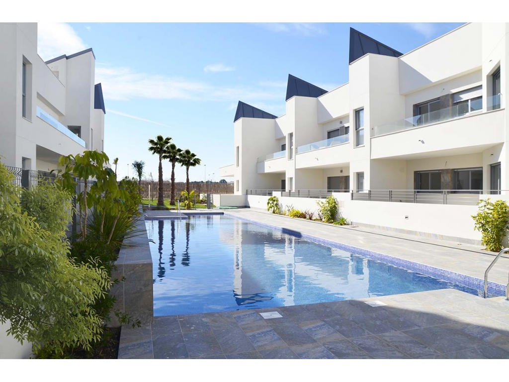 New apartments and townhouses in Torrevieja