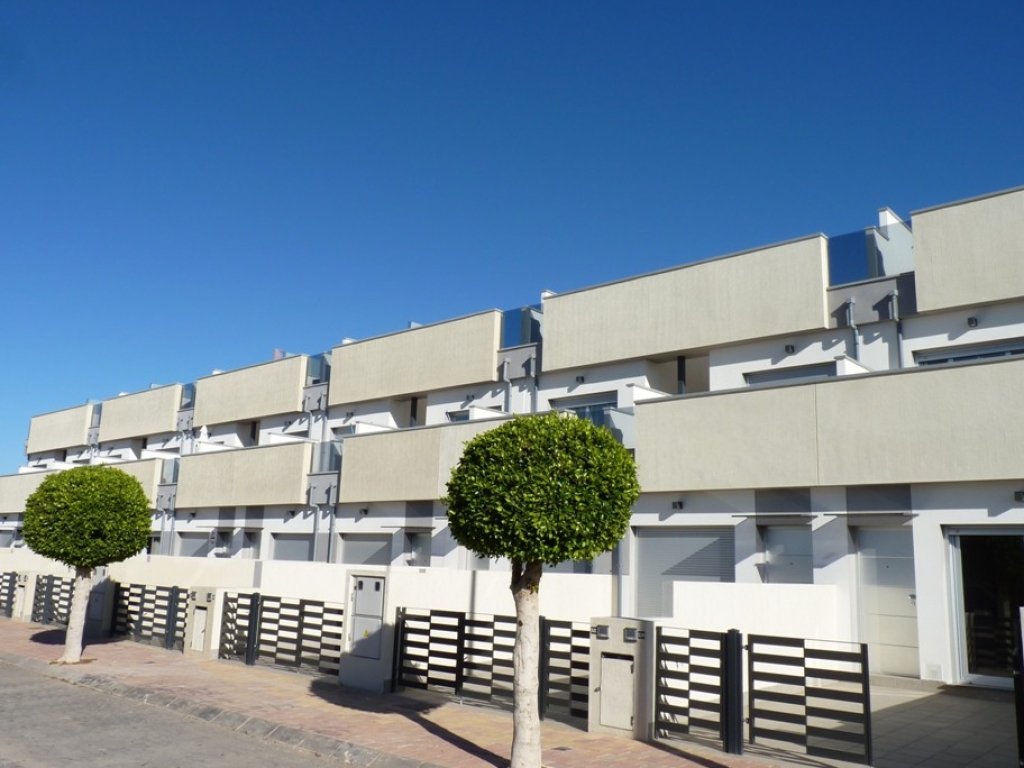 3 Bedroom 2 Bathroom Townhouse in Pilar de la Horadada