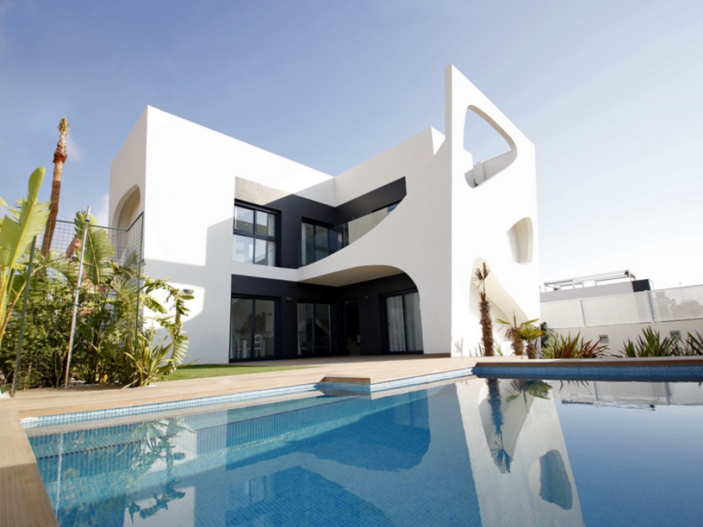 3 Bedroom 3 Bathroom Villa in Rojales