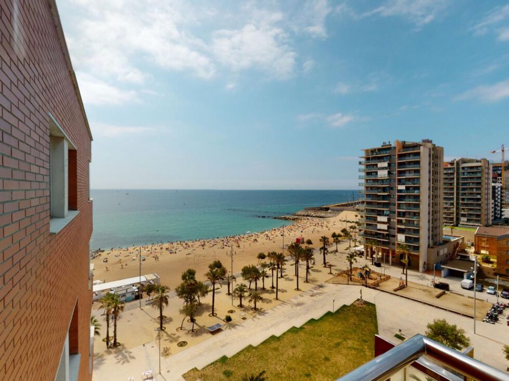 1 Bedroom 1 Bathroom Apartment in BADALONA