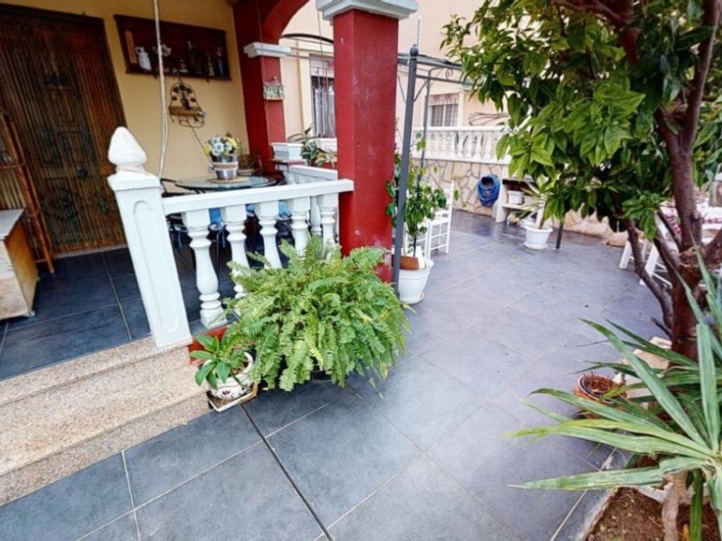 3 Bedroom 2 Bathroom Townhouse in Playa Flamenca