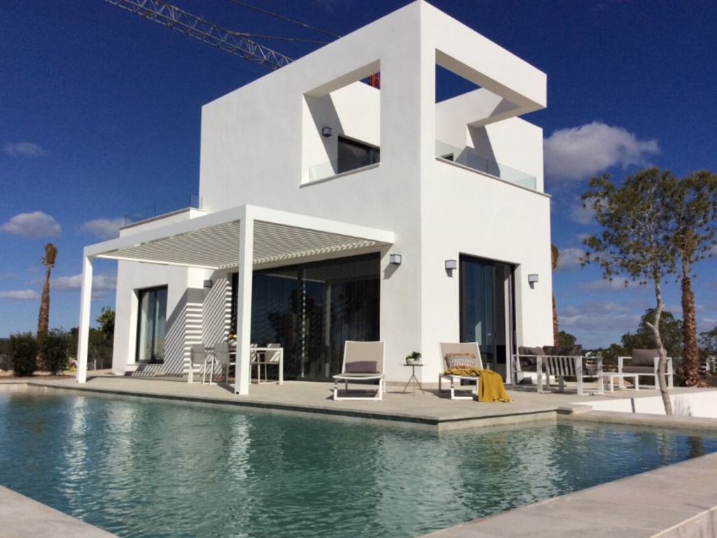 3 Bedroom 2 Bathroom Villa in San Miguel De Salinas