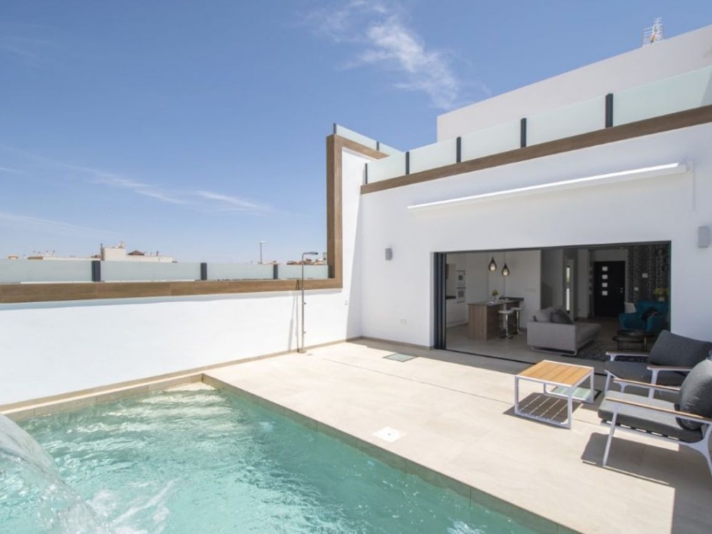 3 Bedroom 2 Bathroom Villa in Benijofar