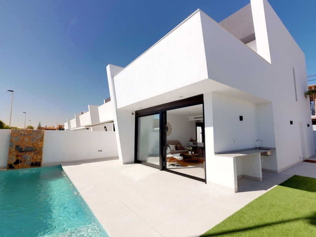 3 Bedroom 2 Bathroom Villa in San Pedro del Pinatar