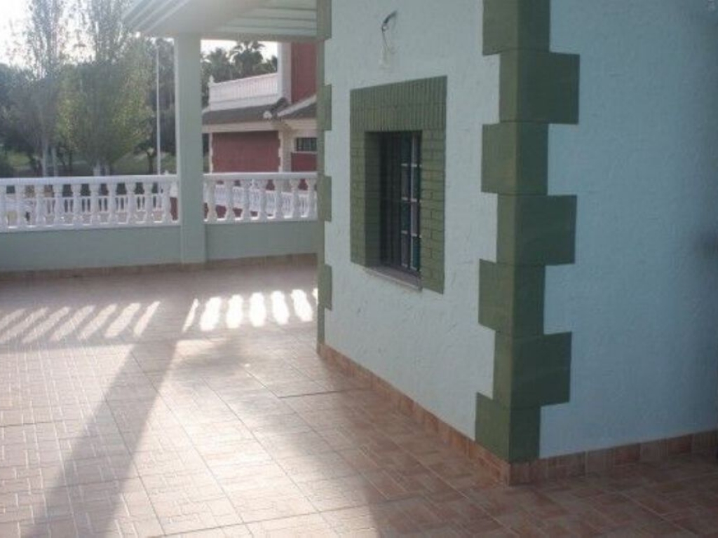 3 Bedroom 4 Bathroom Villa in Torrevieja