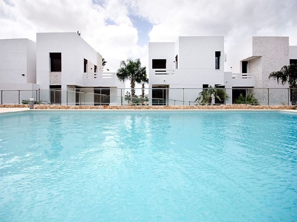 2 Bedroom 2 Bathroom Apartment in Algorfa