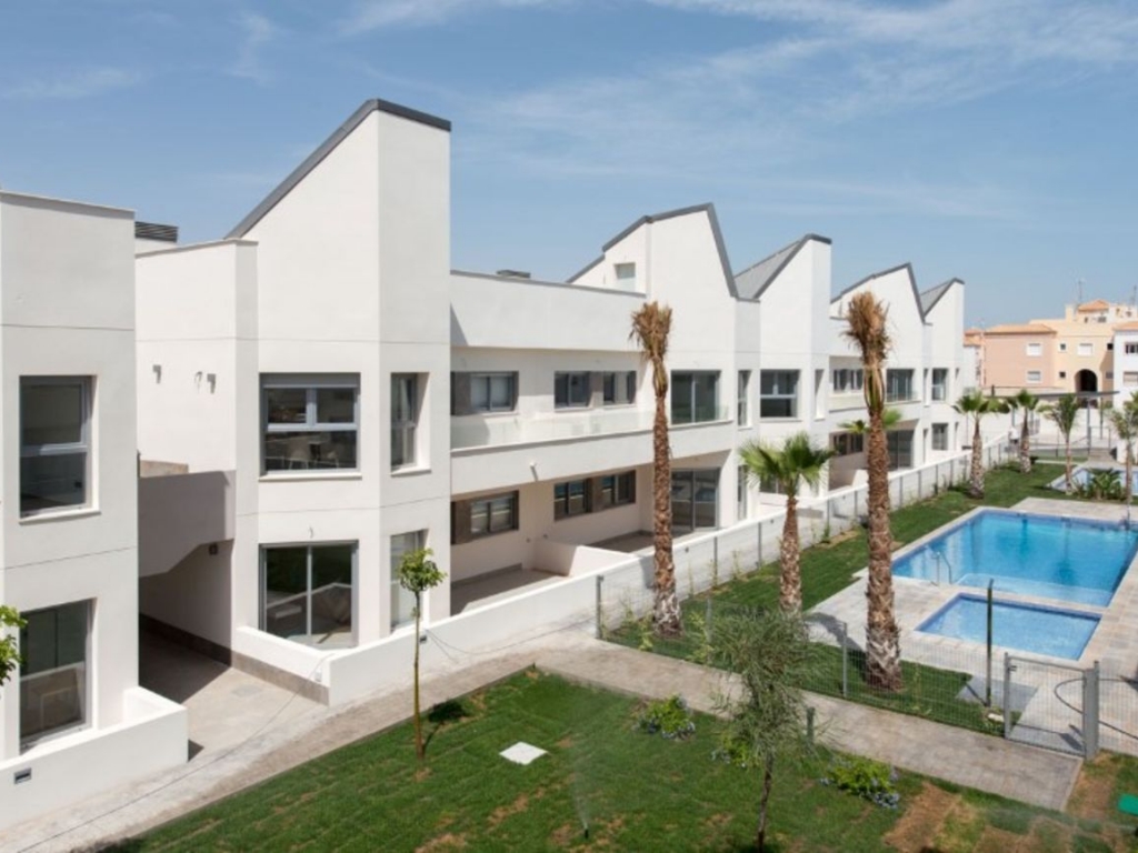 3 Bedroom 2 Bathroom Apartment in Torrevieja