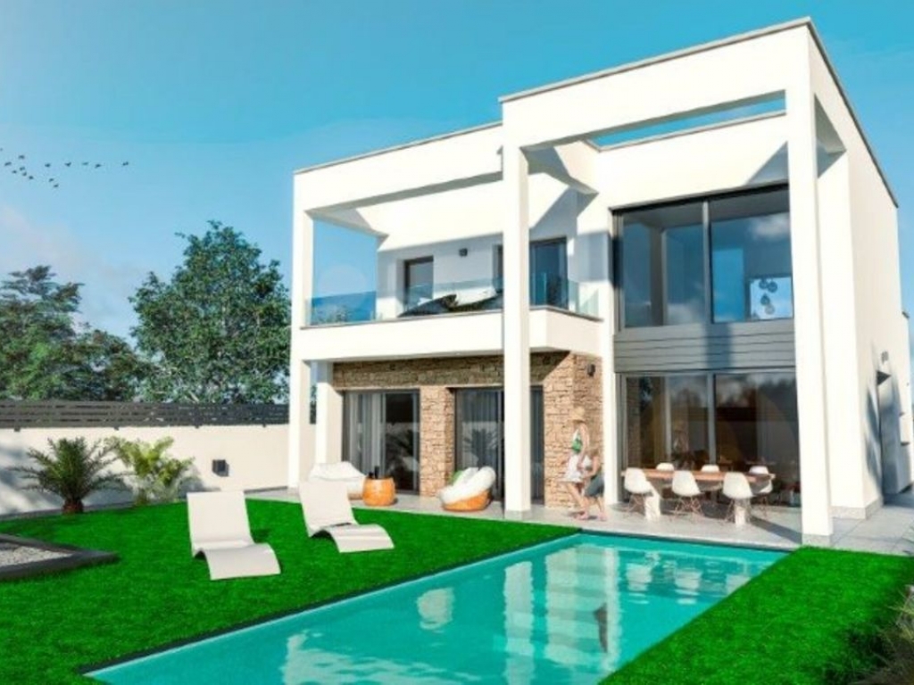 3 Bedroom 3 Bathroom Villa in La Marina