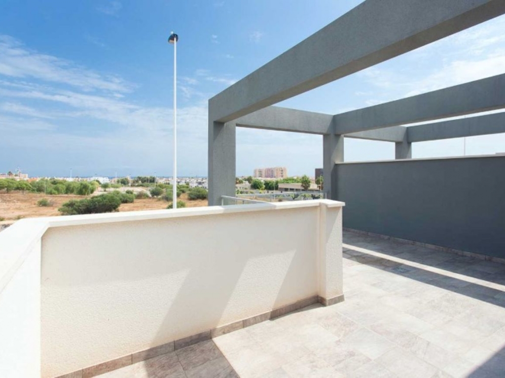 2 Bedroom 2 Bathroom Apartment in Torrevieja