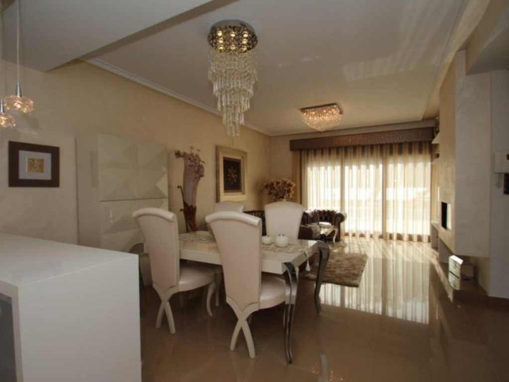 3 Bedroom 2 Bathroom Villa in San Miguel De Salinas