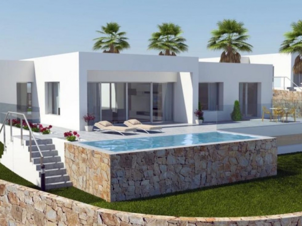 3 Bedroom 3 Bathroom Villa in Las Colinas Golf