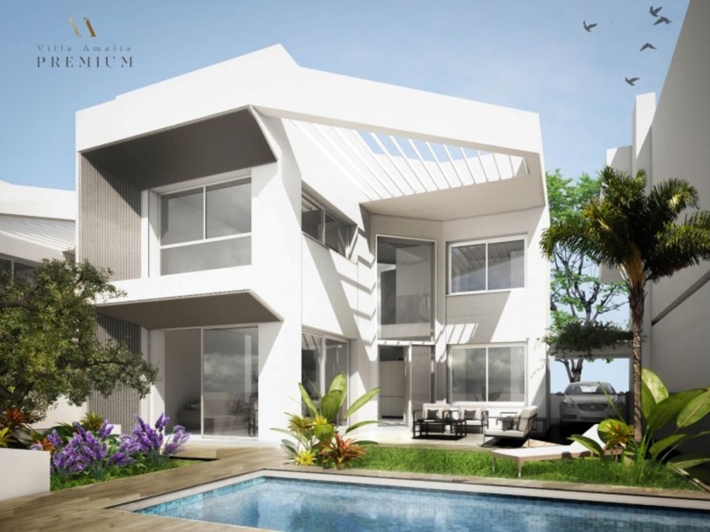 3 Bedroom 3 Bathroom Villa in Torrevieja